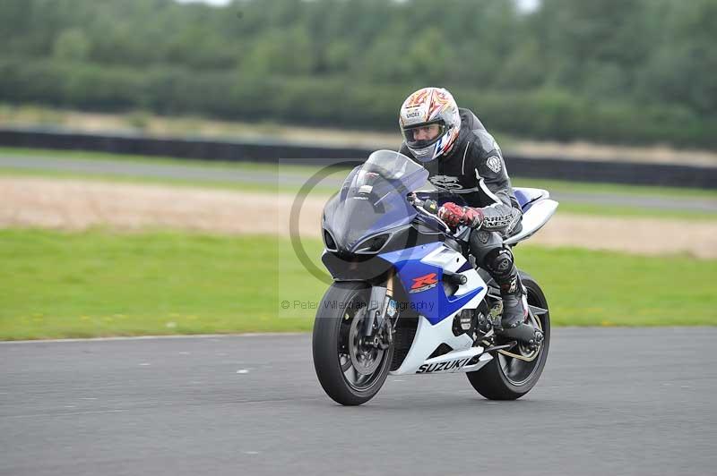 Motorcycle action photographs;cadwell;cadwell park photographs;event digital images;eventdigitalimages;motor racing louth lincolnshire;no limits trackdays;peter wileman photography;trackday;trackday digital images;trackday photos