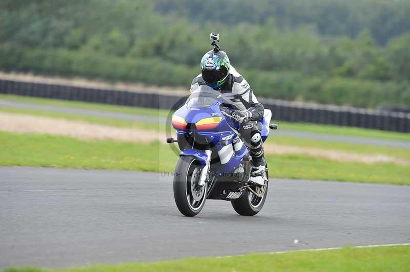 Motorcycle action photographs;cadwell;cadwell park photographs;event digital images;eventdigitalimages;motor racing louth lincolnshire;no limits trackdays;peter wileman photography;trackday;trackday digital images;trackday photos