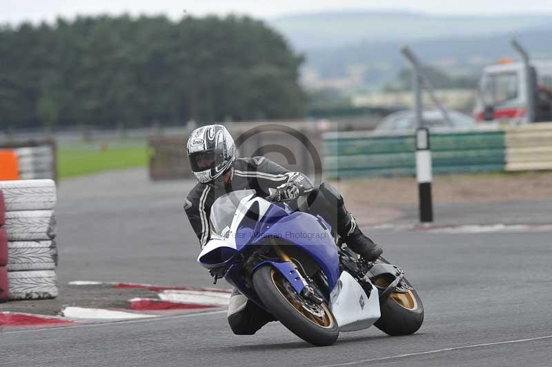 Motorcycle action photographs;cadwell;cadwell park photographs;event digital images;eventdigitalimages;motor racing louth lincolnshire;no limits trackdays;peter wileman photography;trackday;trackday digital images;trackday photos