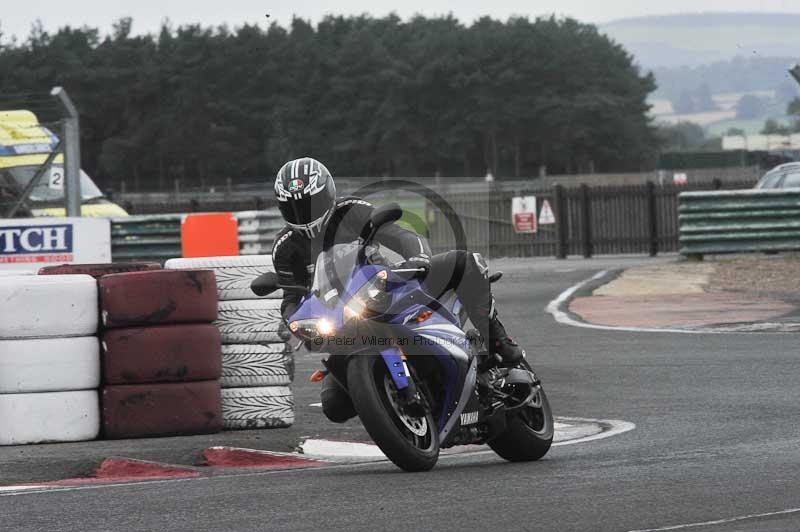 Motorcycle action photographs;cadwell;cadwell park photographs;event digital images;eventdigitalimages;motor racing louth lincolnshire;no limits trackdays;peter wileman photography;trackday;trackday digital images;trackday photos