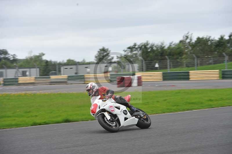 Motorcycle action photographs;cadwell;cadwell park photographs;event digital images;eventdigitalimages;motor racing louth lincolnshire;no limits trackdays;peter wileman photography;trackday;trackday digital images;trackday photos