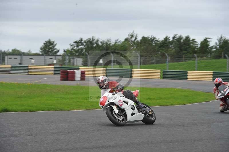 Motorcycle action photographs;cadwell;cadwell park photographs;event digital images;eventdigitalimages;motor racing louth lincolnshire;no limits trackdays;peter wileman photography;trackday;trackday digital images;trackday photos