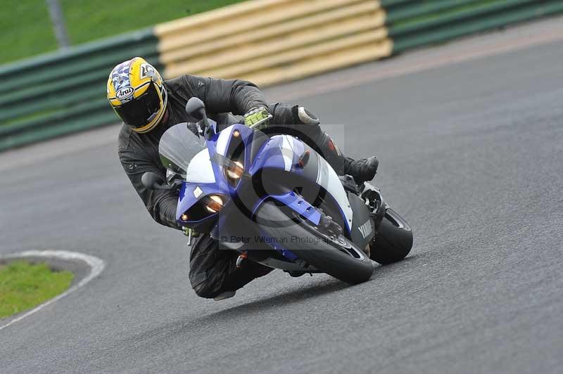 Motorcycle action photographs;cadwell;cadwell park photographs;event digital images;eventdigitalimages;motor racing louth lincolnshire;no limits trackdays;peter wileman photography;trackday;trackday digital images;trackday photos