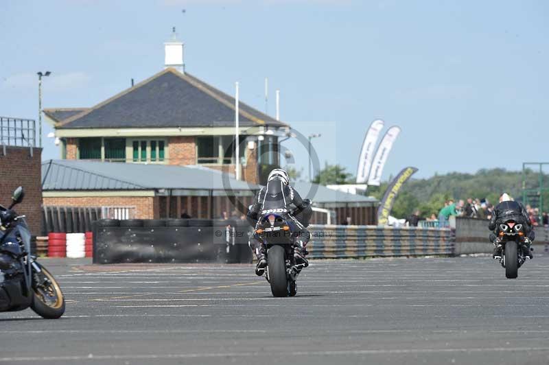 Motorcycle action photographs;cadwell;cadwell park photographs;event digital images;eventdigitalimages;motor racing louth lincolnshire;no limits trackdays;peter wileman photography;trackday;trackday digital images;trackday photos