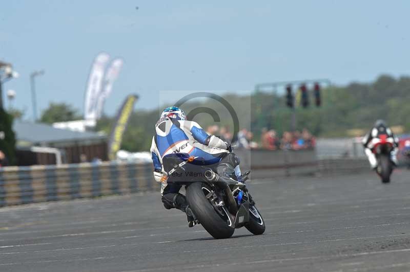 Motorcycle action photographs;cadwell;cadwell park photographs;event digital images;eventdigitalimages;motor racing louth lincolnshire;no limits trackdays;peter wileman photography;trackday;trackday digital images;trackday photos