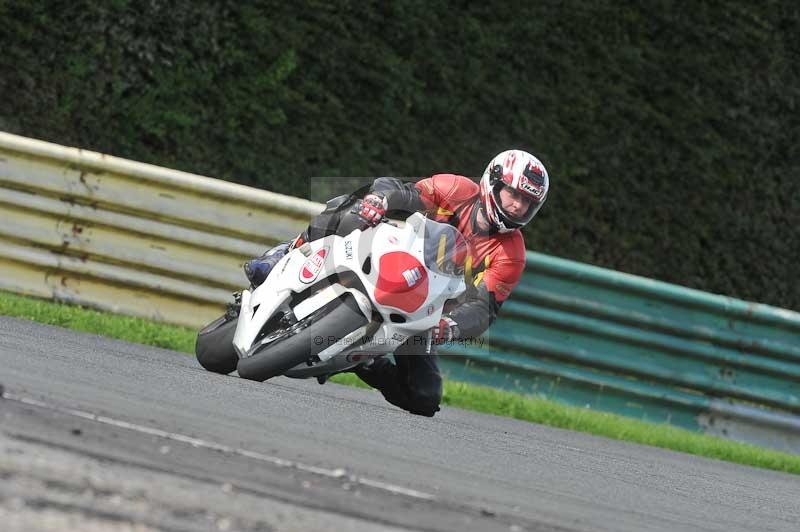 Motorcycle action photographs;cadwell;cadwell park photographs;event digital images;eventdigitalimages;motor racing louth lincolnshire;no limits trackdays;peter wileman photography;trackday;trackday digital images;trackday photos