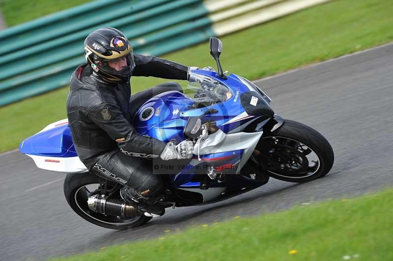 Motorcycle action photographs;cadwell;cadwell park photographs;event digital images;eventdigitalimages;motor racing louth lincolnshire;no limits trackdays;peter wileman photography;trackday;trackday digital images;trackday photos
