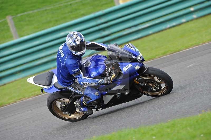 Motorcycle action photographs;cadwell;cadwell park photographs;event digital images;eventdigitalimages;motor racing louth lincolnshire;no limits trackdays;peter wileman photography;trackday;trackday digital images;trackday photos