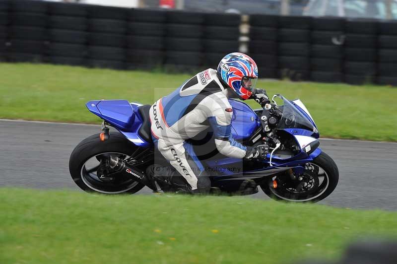 Motorcycle action photographs;cadwell;cadwell park photographs;event digital images;eventdigitalimages;motor racing louth lincolnshire;no limits trackdays;peter wileman photography;trackday;trackday digital images;trackday photos