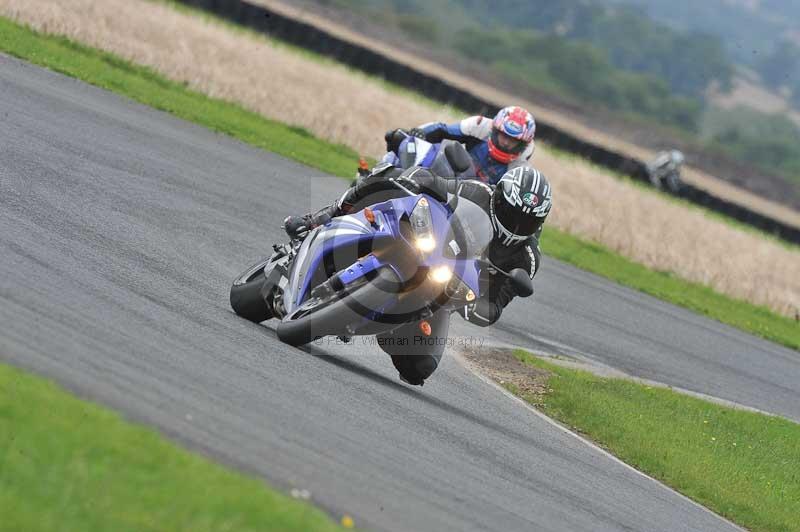 Motorcycle action photographs;cadwell;cadwell park photographs;event digital images;eventdigitalimages;motor racing louth lincolnshire;no limits trackdays;peter wileman photography;trackday;trackday digital images;trackday photos