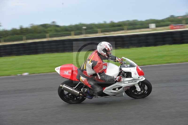 Motorcycle action photographs;cadwell;cadwell park photographs;event digital images;eventdigitalimages;motor racing louth lincolnshire;no limits trackdays;peter wileman photography;trackday;trackday digital images;trackday photos