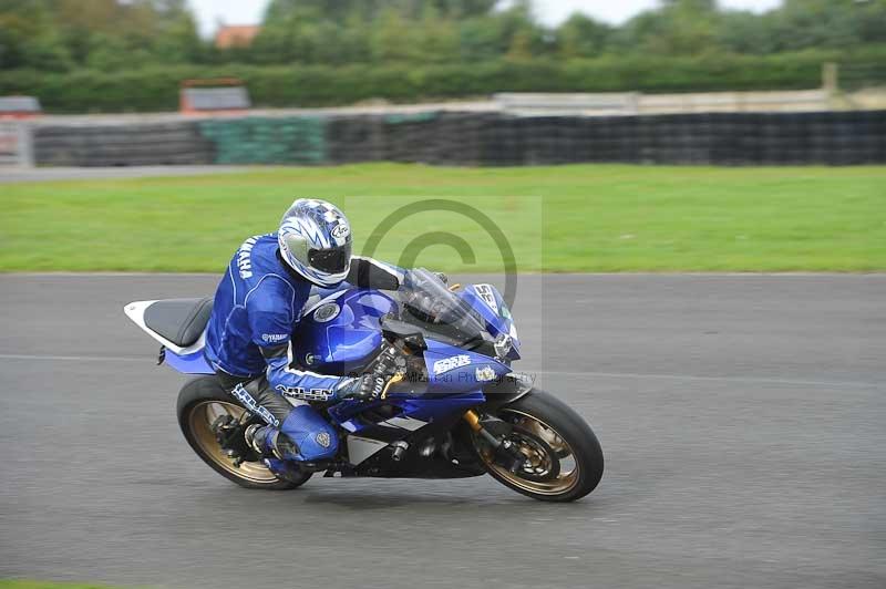 Motorcycle action photographs;cadwell;cadwell park photographs;event digital images;eventdigitalimages;motor racing louth lincolnshire;no limits trackdays;peter wileman photography;trackday;trackday digital images;trackday photos