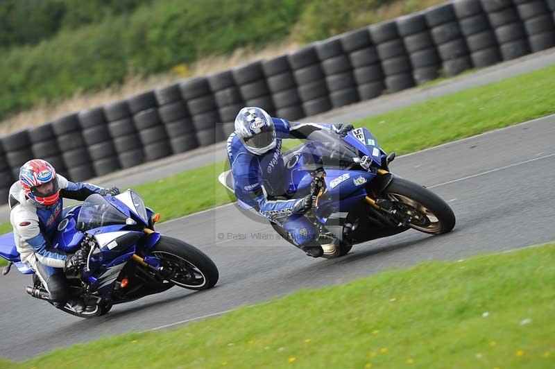 Motorcycle action photographs;cadwell;cadwell park photographs;event digital images;eventdigitalimages;motor racing louth lincolnshire;no limits trackdays;peter wileman photography;trackday;trackday digital images;trackday photos