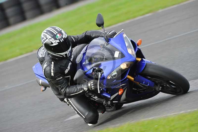 Motorcycle action photographs;cadwell;cadwell park photographs;event digital images;eventdigitalimages;motor racing louth lincolnshire;no limits trackdays;peter wileman photography;trackday;trackday digital images;trackday photos