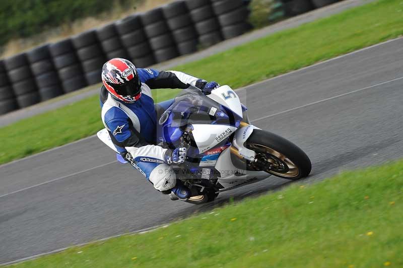 Motorcycle action photographs;cadwell;cadwell park photographs;event digital images;eventdigitalimages;motor racing louth lincolnshire;no limits trackdays;peter wileman photography;trackday;trackday digital images;trackday photos
