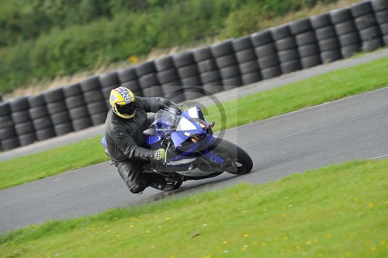 Motorcycle action photographs;cadwell;cadwell park photographs;event digital images;eventdigitalimages;motor racing louth lincolnshire;no limits trackdays;peter wileman photography;trackday;trackday digital images;trackday photos