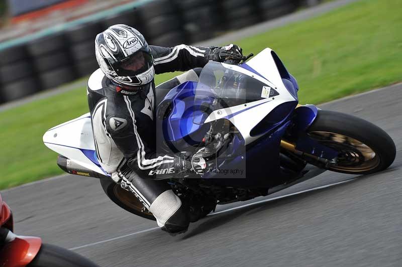 Motorcycle action photographs;cadwell;cadwell park photographs;event digital images;eventdigitalimages;motor racing louth lincolnshire;no limits trackdays;peter wileman photography;trackday;trackday digital images;trackday photos