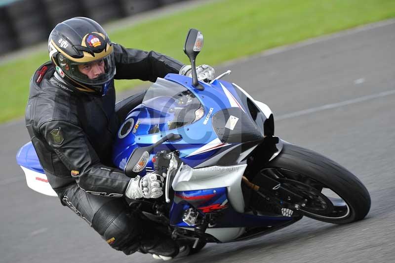 Motorcycle action photographs;cadwell;cadwell park photographs;event digital images;eventdigitalimages;motor racing louth lincolnshire;no limits trackdays;peter wileman photography;trackday;trackday digital images;trackday photos