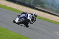 Motorcycle-action-photographs;cadwell;cadwell-park-photographs;event-digital-images;eventdigitalimages;motor-racing-louth-lincolnshire;no-limits-trackdays;peter-wileman-photography;trackday;trackday-digital-images;trackday-photos