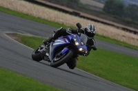 Motorcycle-action-photographs;cadwell;cadwell-park-photographs;event-digital-images;eventdigitalimages;motor-racing-louth-lincolnshire;no-limits-trackdays;peter-wileman-photography;trackday;trackday-digital-images;trackday-photos