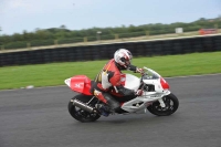 Motorcycle-action-photographs;cadwell;cadwell-park-photographs;event-digital-images;eventdigitalimages;motor-racing-louth-lincolnshire;no-limits-trackdays;peter-wileman-photography;trackday;trackday-digital-images;trackday-photos