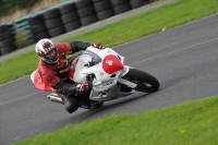 Motorcycle-action-photographs;cadwell;cadwell-park-photographs;event-digital-images;eventdigitalimages;motor-racing-louth-lincolnshire;no-limits-trackdays;peter-wileman-photography;trackday;trackday-digital-images;trackday-photos