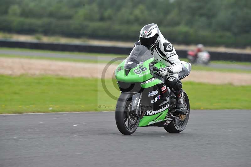 Motorcycle action photographs;cadwell;cadwell park photographs;event digital images;eventdigitalimages;motor racing louth lincolnshire;no limits trackdays;peter wileman photography;trackday;trackday digital images;trackday photos