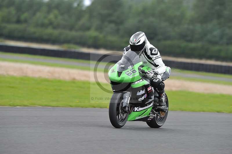 Motorcycle action photographs;cadwell;cadwell park photographs;event digital images;eventdigitalimages;motor racing louth lincolnshire;no limits trackdays;peter wileman photography;trackday;trackday digital images;trackday photos