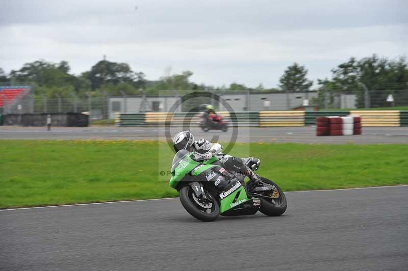 Motorcycle action photographs;cadwell;cadwell park photographs;event digital images;eventdigitalimages;motor racing louth lincolnshire;no limits trackdays;peter wileman photography;trackday;trackday digital images;trackday photos