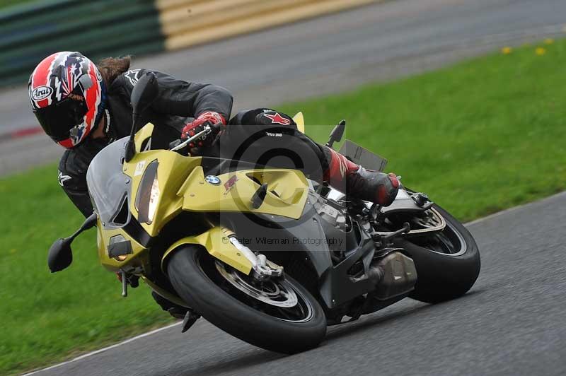 Motorcycle action photographs;cadwell;cadwell park photographs;event digital images;eventdigitalimages;motor racing louth lincolnshire;no limits trackdays;peter wileman photography;trackday;trackday digital images;trackday photos