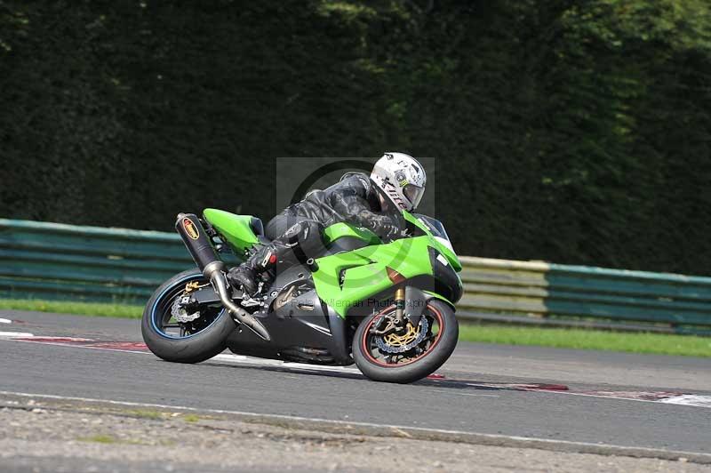 Motorcycle action photographs;cadwell;cadwell park photographs;event digital images;eventdigitalimages;motor racing louth lincolnshire;no limits trackdays;peter wileman photography;trackday;trackday digital images;trackday photos