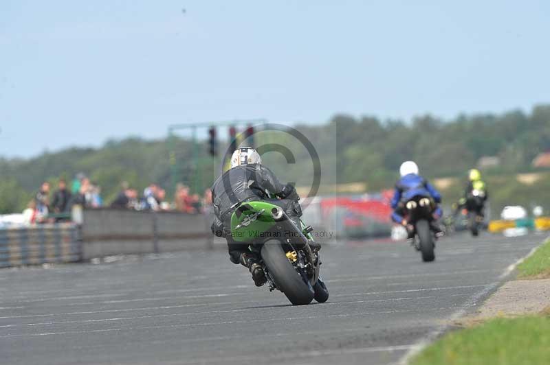 Motorcycle action photographs;cadwell;cadwell park photographs;event digital images;eventdigitalimages;motor racing louth lincolnshire;no limits trackdays;peter wileman photography;trackday;trackday digital images;trackday photos