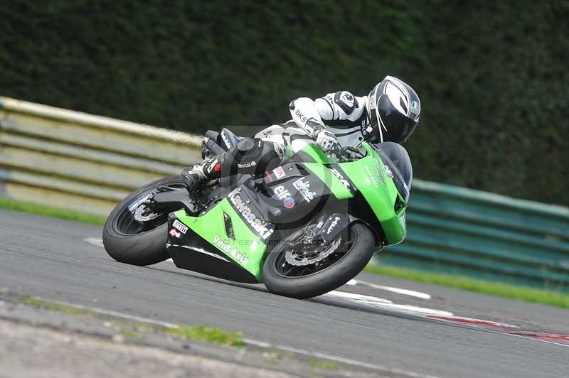 Motorcycle action photographs;cadwell;cadwell park photographs;event digital images;eventdigitalimages;motor racing louth lincolnshire;no limits trackdays;peter wileman photography;trackday;trackday digital images;trackday photos