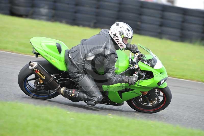 Motorcycle action photographs;cadwell;cadwell park photographs;event digital images;eventdigitalimages;motor racing louth lincolnshire;no limits trackdays;peter wileman photography;trackday;trackday digital images;trackday photos