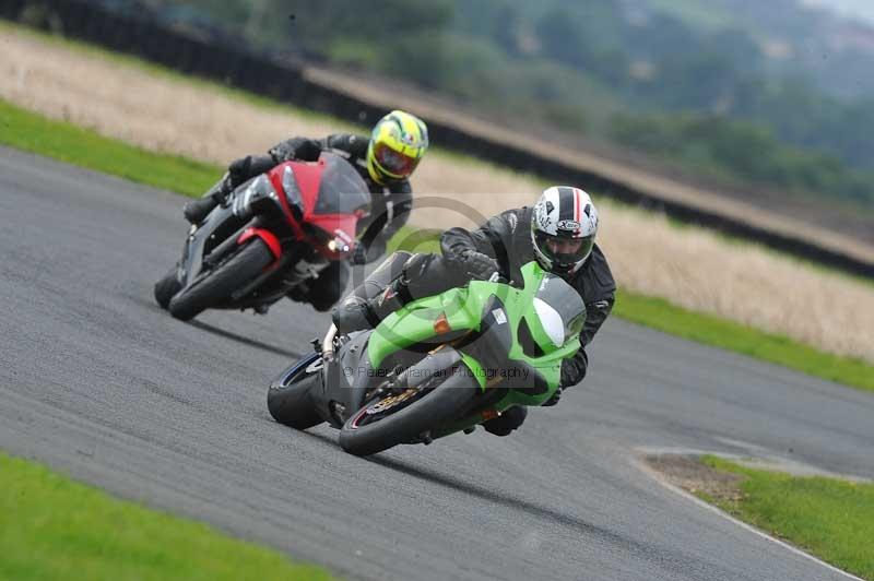 Motorcycle action photographs;cadwell;cadwell park photographs;event digital images;eventdigitalimages;motor racing louth lincolnshire;no limits trackdays;peter wileman photography;trackday;trackday digital images;trackday photos