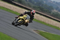 Motorcycle-action-photographs;cadwell;cadwell-park-photographs;event-digital-images;eventdigitalimages;motor-racing-louth-lincolnshire;no-limits-trackdays;peter-wileman-photography;trackday;trackday-digital-images;trackday-photos