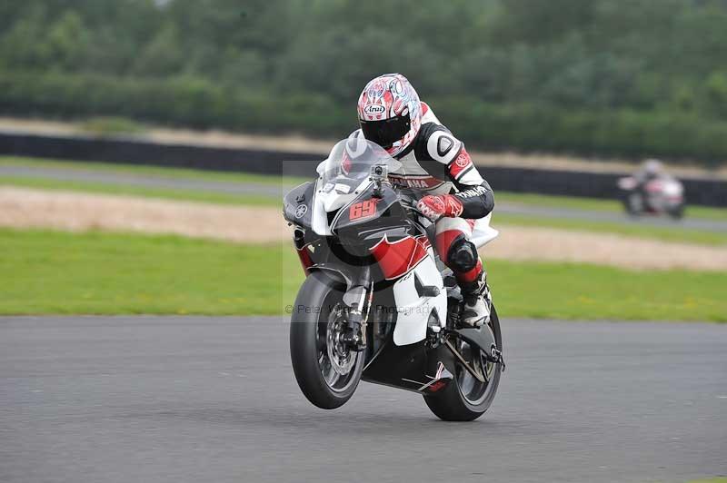 Motorcycle action photographs;cadwell;cadwell park photographs;event digital images;eventdigitalimages;motor racing louth lincolnshire;no limits trackdays;peter wileman photography;trackday;trackday digital images;trackday photos