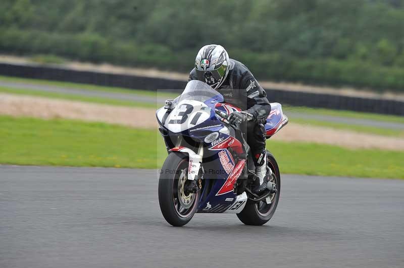 Motorcycle action photographs;cadwell;cadwell park photographs;event digital images;eventdigitalimages;motor racing louth lincolnshire;no limits trackdays;peter wileman photography;trackday;trackday digital images;trackday photos