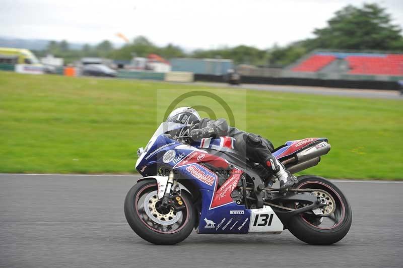 Motorcycle action photographs;cadwell;cadwell park photographs;event digital images;eventdigitalimages;motor racing louth lincolnshire;no limits trackdays;peter wileman photography;trackday;trackday digital images;trackday photos
