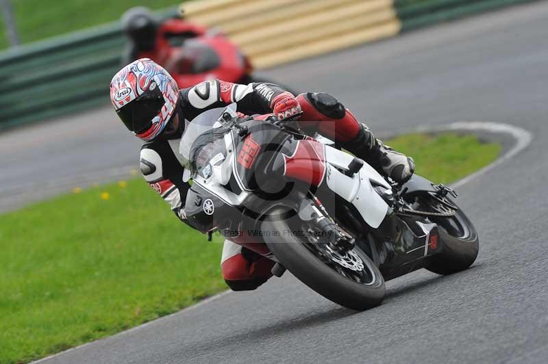 Motorcycle action photographs;cadwell;cadwell park photographs;event digital images;eventdigitalimages;motor racing louth lincolnshire;no limits trackdays;peter wileman photography;trackday;trackday digital images;trackday photos