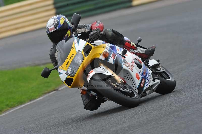 Motorcycle action photographs;cadwell;cadwell park photographs;event digital images;eventdigitalimages;motor racing louth lincolnshire;no limits trackdays;peter wileman photography;trackday;trackday digital images;trackday photos
