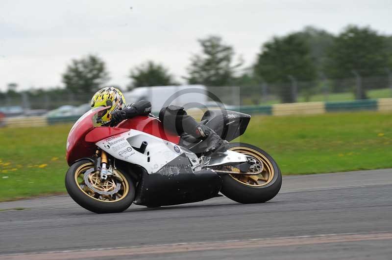 Motorcycle action photographs;cadwell;cadwell park photographs;event digital images;eventdigitalimages;motor racing louth lincolnshire;no limits trackdays;peter wileman photography;trackday;trackday digital images;trackday photos