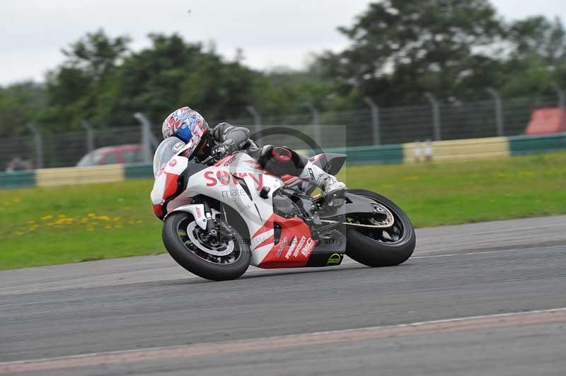 Motorcycle action photographs;cadwell;cadwell park photographs;event digital images;eventdigitalimages;motor racing louth lincolnshire;no limits trackdays;peter wileman photography;trackday;trackday digital images;trackday photos