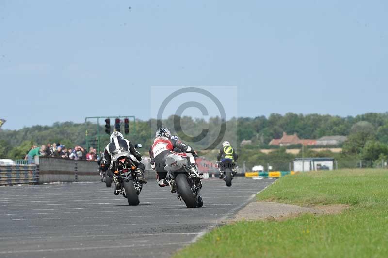 Motorcycle action photographs;cadwell;cadwell park photographs;event digital images;eventdigitalimages;motor racing louth lincolnshire;no limits trackdays;peter wileman photography;trackday;trackday digital images;trackday photos