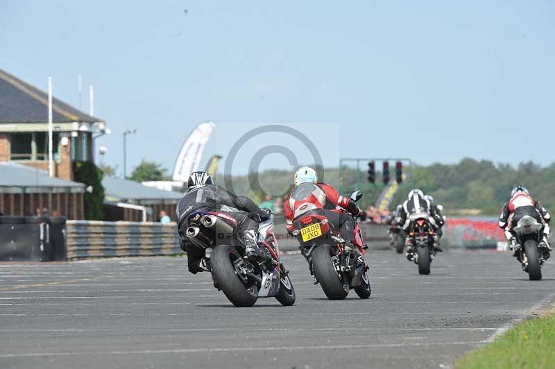 Motorcycle action photographs;cadwell;cadwell park photographs;event digital images;eventdigitalimages;motor racing louth lincolnshire;no limits trackdays;peter wileman photography;trackday;trackday digital images;trackday photos