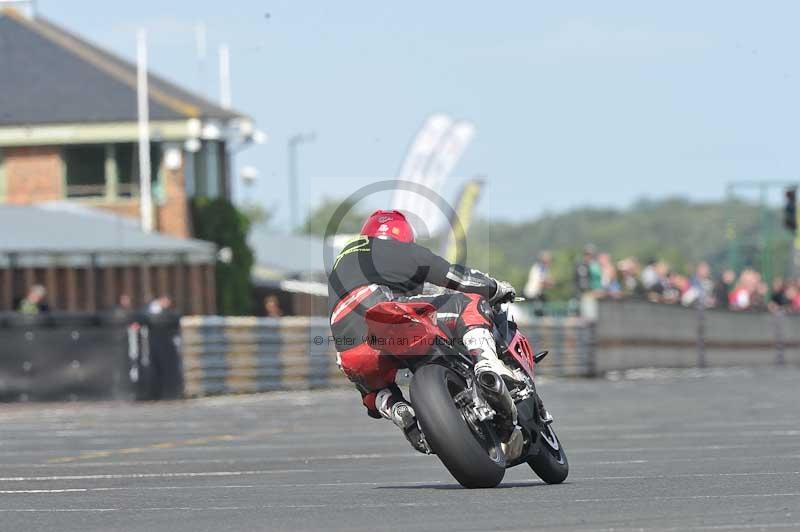 Motorcycle action photographs;cadwell;cadwell park photographs;event digital images;eventdigitalimages;motor racing louth lincolnshire;no limits trackdays;peter wileman photography;trackday;trackday digital images;trackday photos