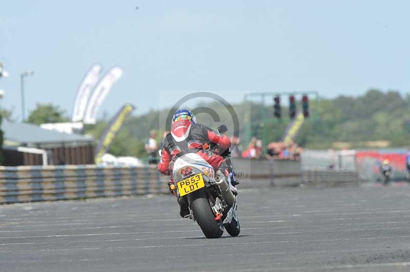 Motorcycle action photographs;cadwell;cadwell park photographs;event digital images;eventdigitalimages;motor racing louth lincolnshire;no limits trackdays;peter wileman photography;trackday;trackday digital images;trackday photos