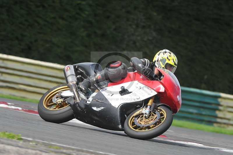 Motorcycle action photographs;cadwell;cadwell park photographs;event digital images;eventdigitalimages;motor racing louth lincolnshire;no limits trackdays;peter wileman photography;trackday;trackday digital images;trackday photos