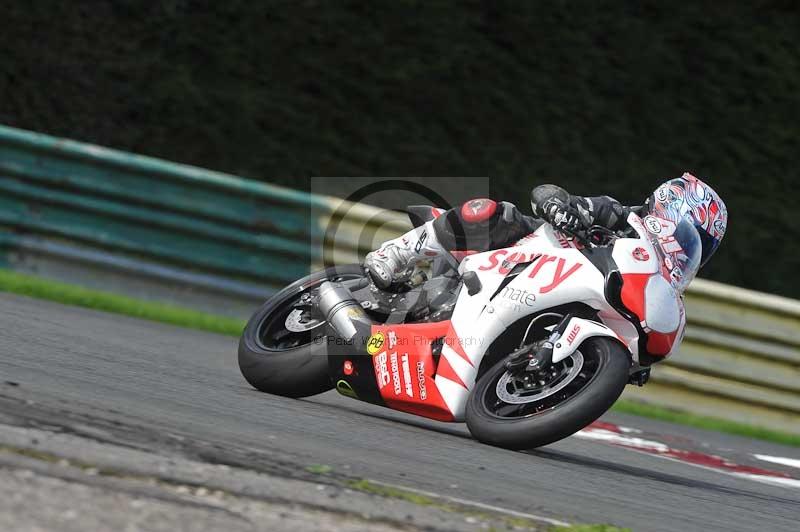 Motorcycle action photographs;cadwell;cadwell park photographs;event digital images;eventdigitalimages;motor racing louth lincolnshire;no limits trackdays;peter wileman photography;trackday;trackday digital images;trackday photos