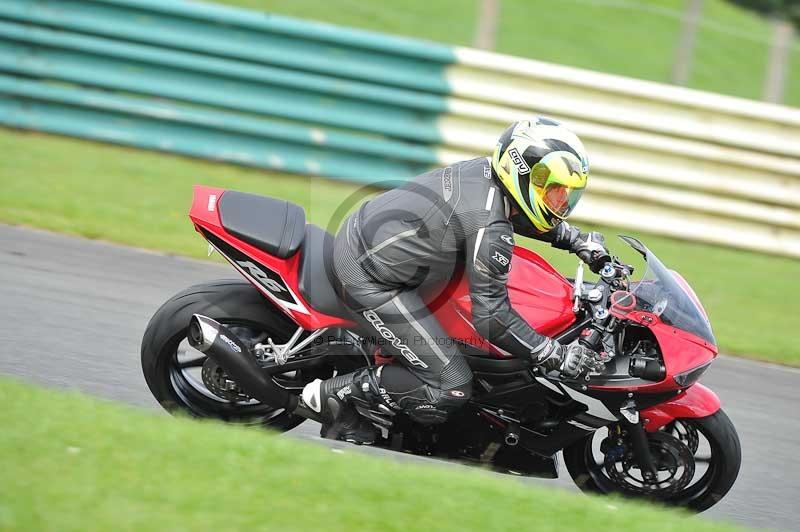 Motorcycle action photographs;cadwell;cadwell park photographs;event digital images;eventdigitalimages;motor racing louth lincolnshire;no limits trackdays;peter wileman photography;trackday;trackday digital images;trackday photos